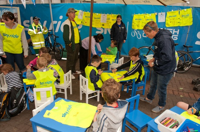 Customising bibs at Sky Ride Ipswich 2011 Sky Ride Ipswich